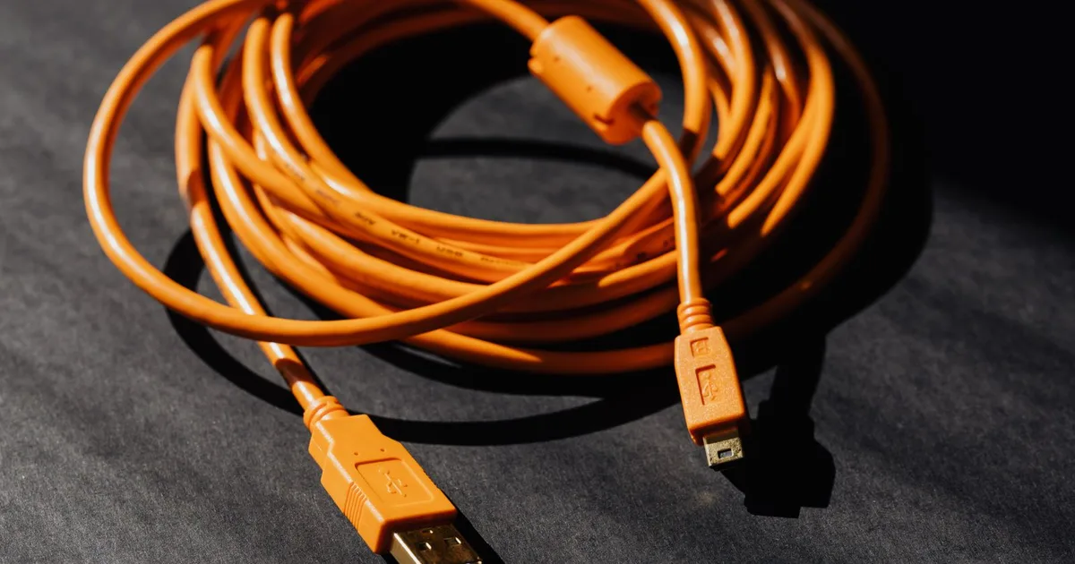 Charger GaN 65W vs 100W: Pilih yang Sesuai Kebutuhan Laptop Anda